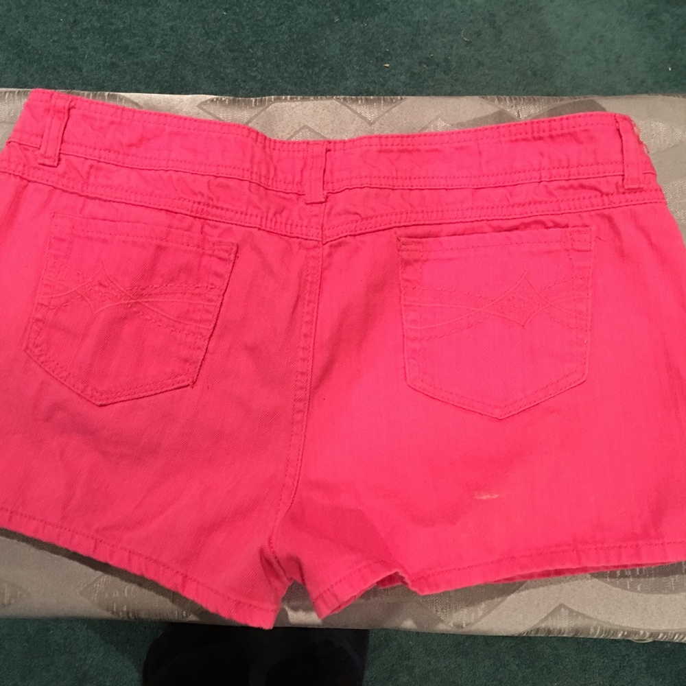 So denim shorts
